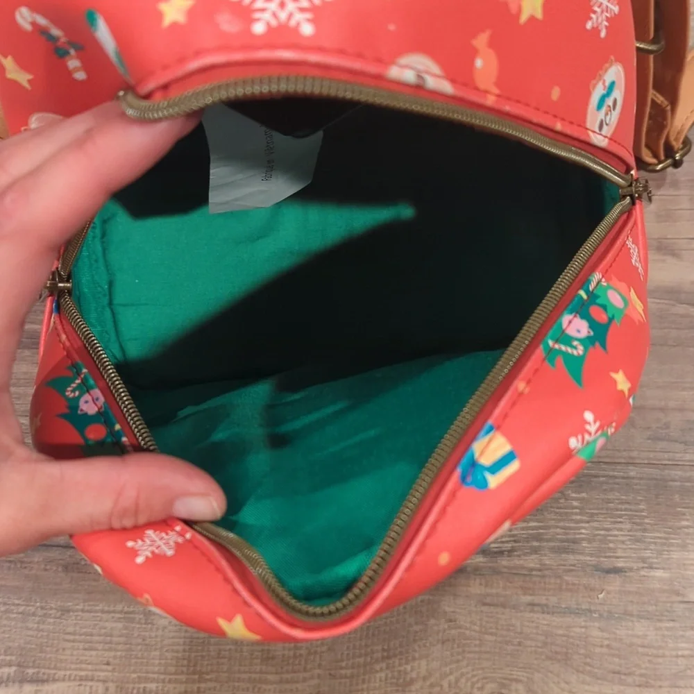 🎄🎅🤶Pokemon Christmas loungfly backpack - Picture 6 of 8